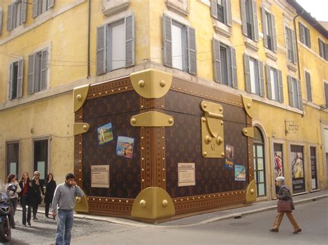 louis vuitton rome outlet|buying louis vuitton in italy.